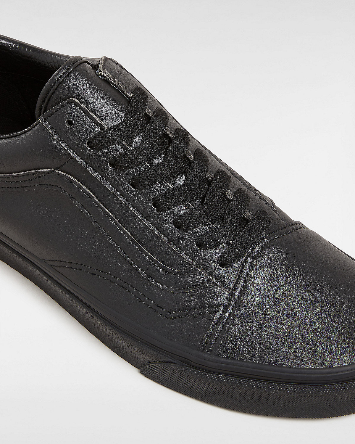 Vans classic tumble black mono 2025