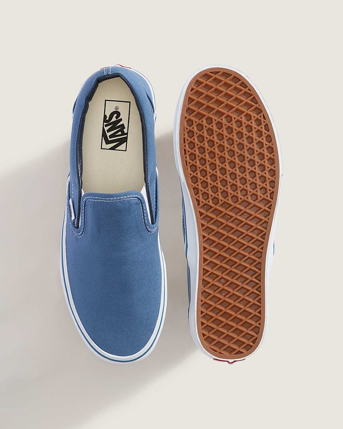 CLASSIC SLIP-ON AYAKKABI
