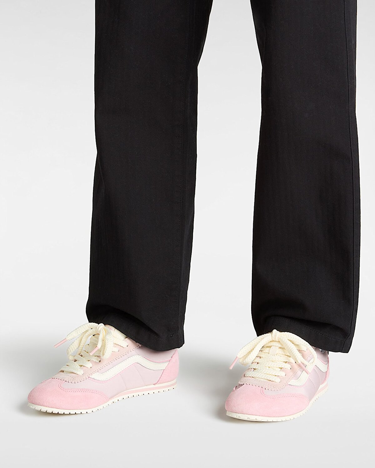 SUPER LOWPRO AYAKKABI