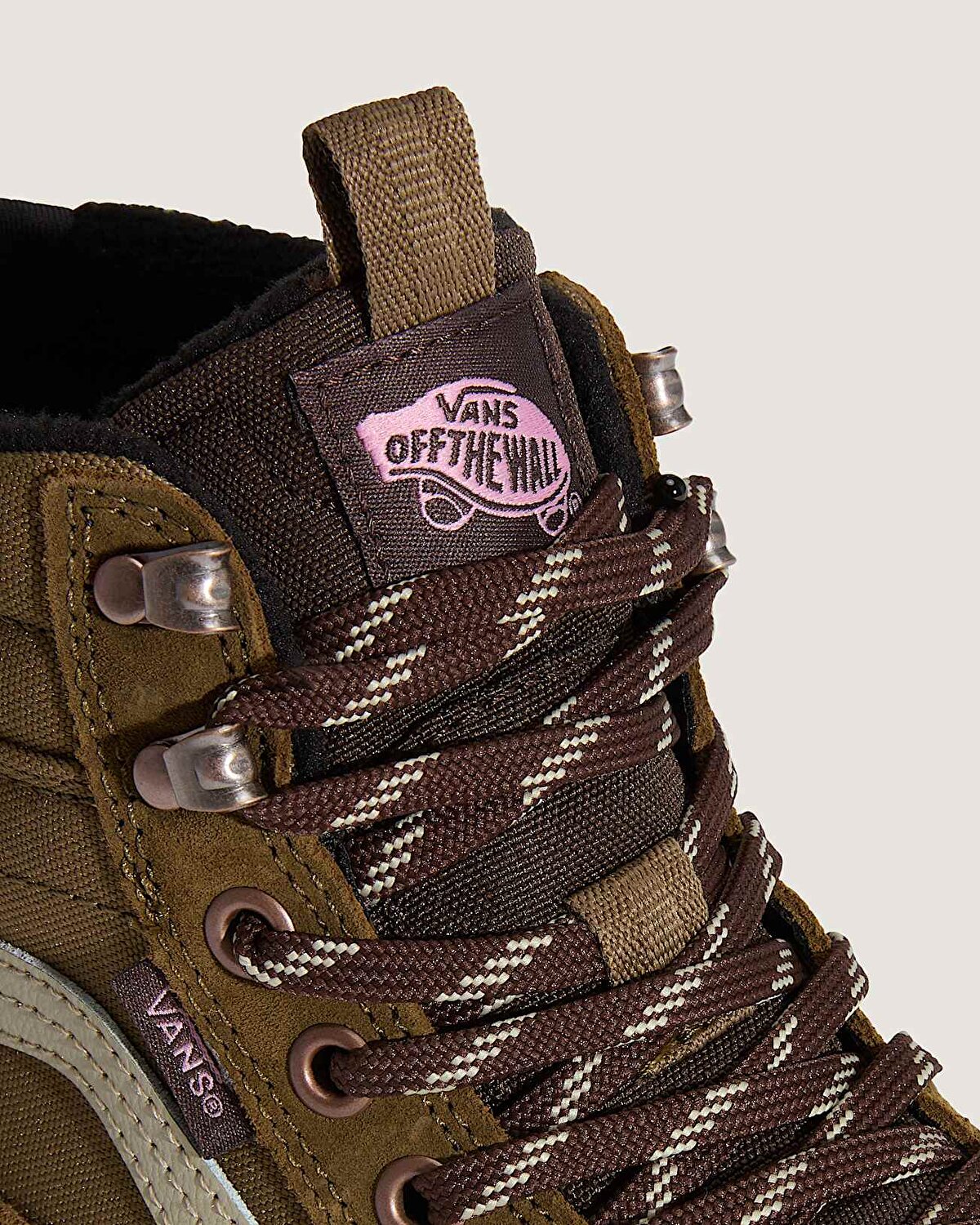 SK8-HI WATERPROOF INSULATED MTE AYAKKABI