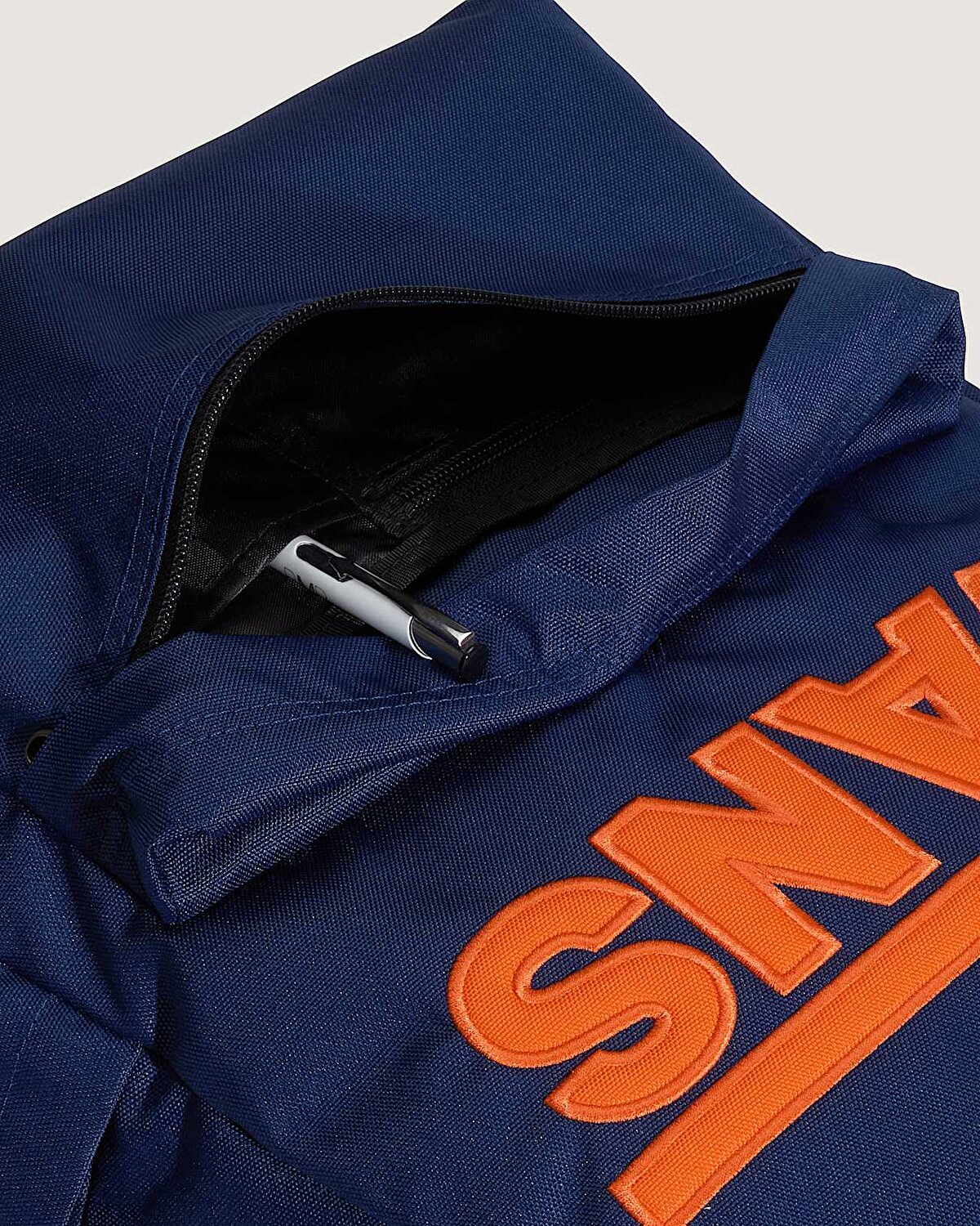 OLD SKOOL DROP V SIRT ÇANTASI