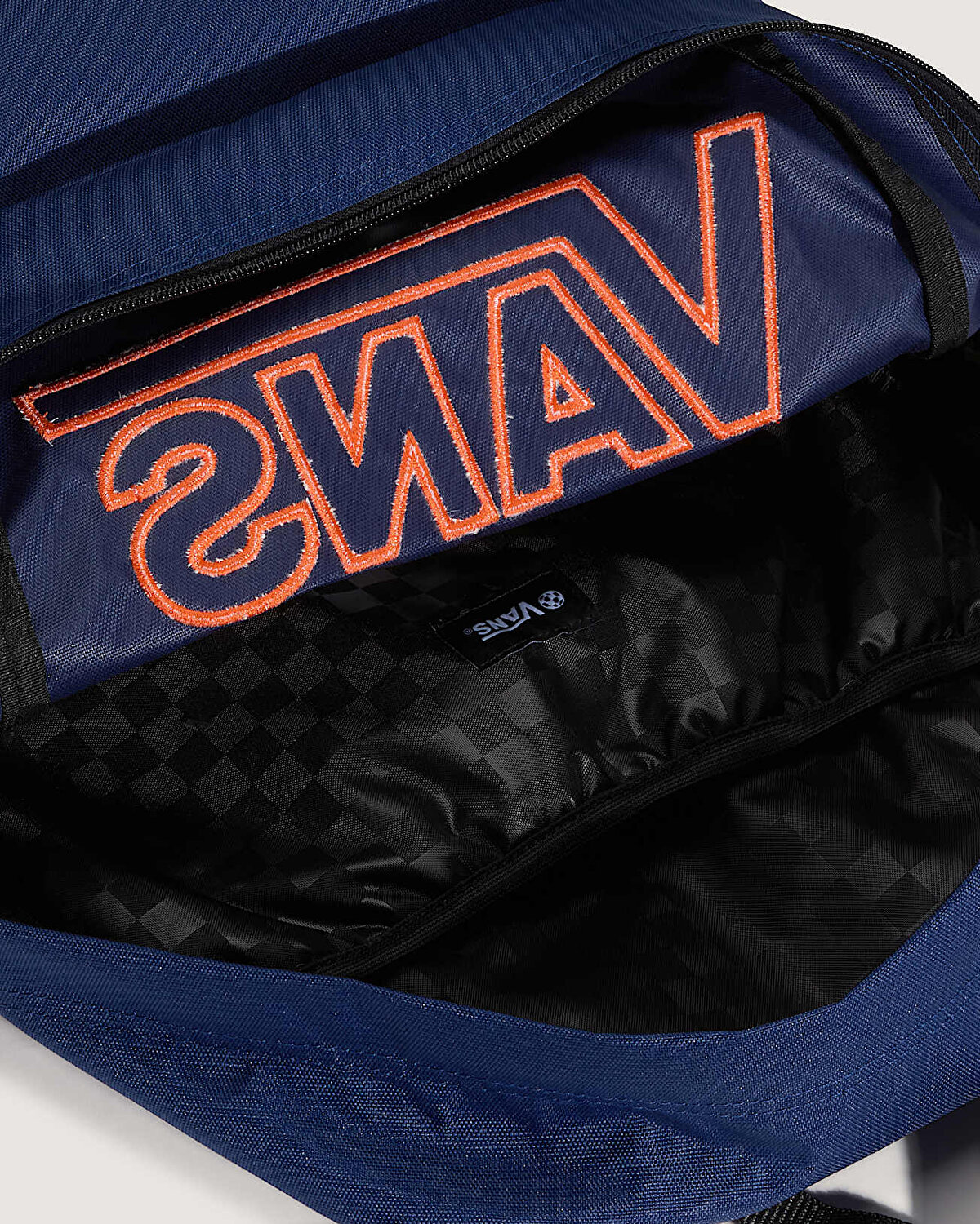 OLD SKOOL DROP V SIRT ÇANTASI