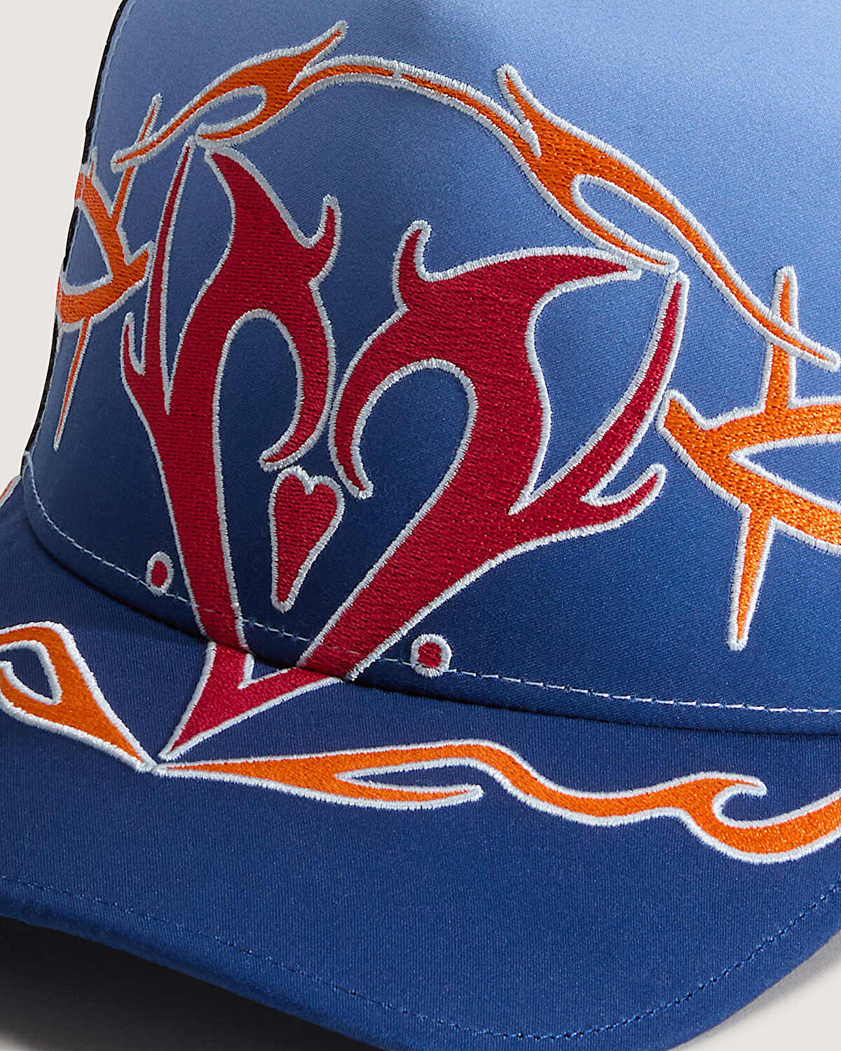 PREMIUM DAYANA TRIBAL TRUCKER ŞAPKA