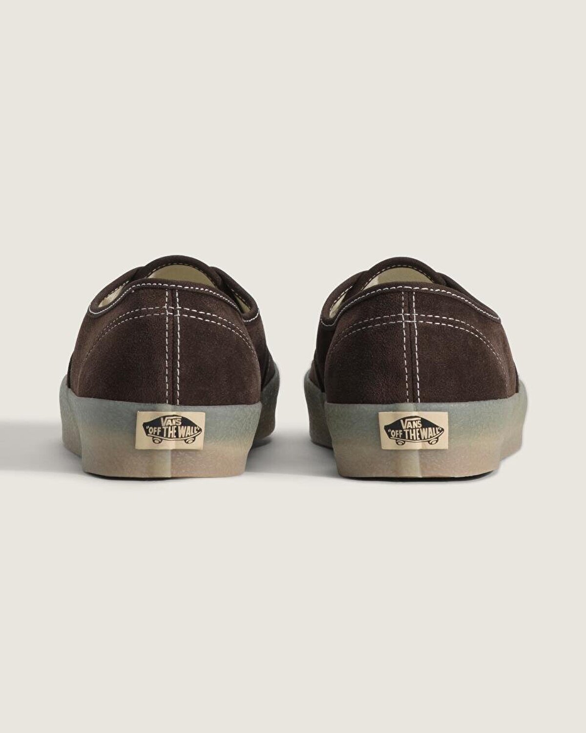 AUTHENTIC AYAKKABI