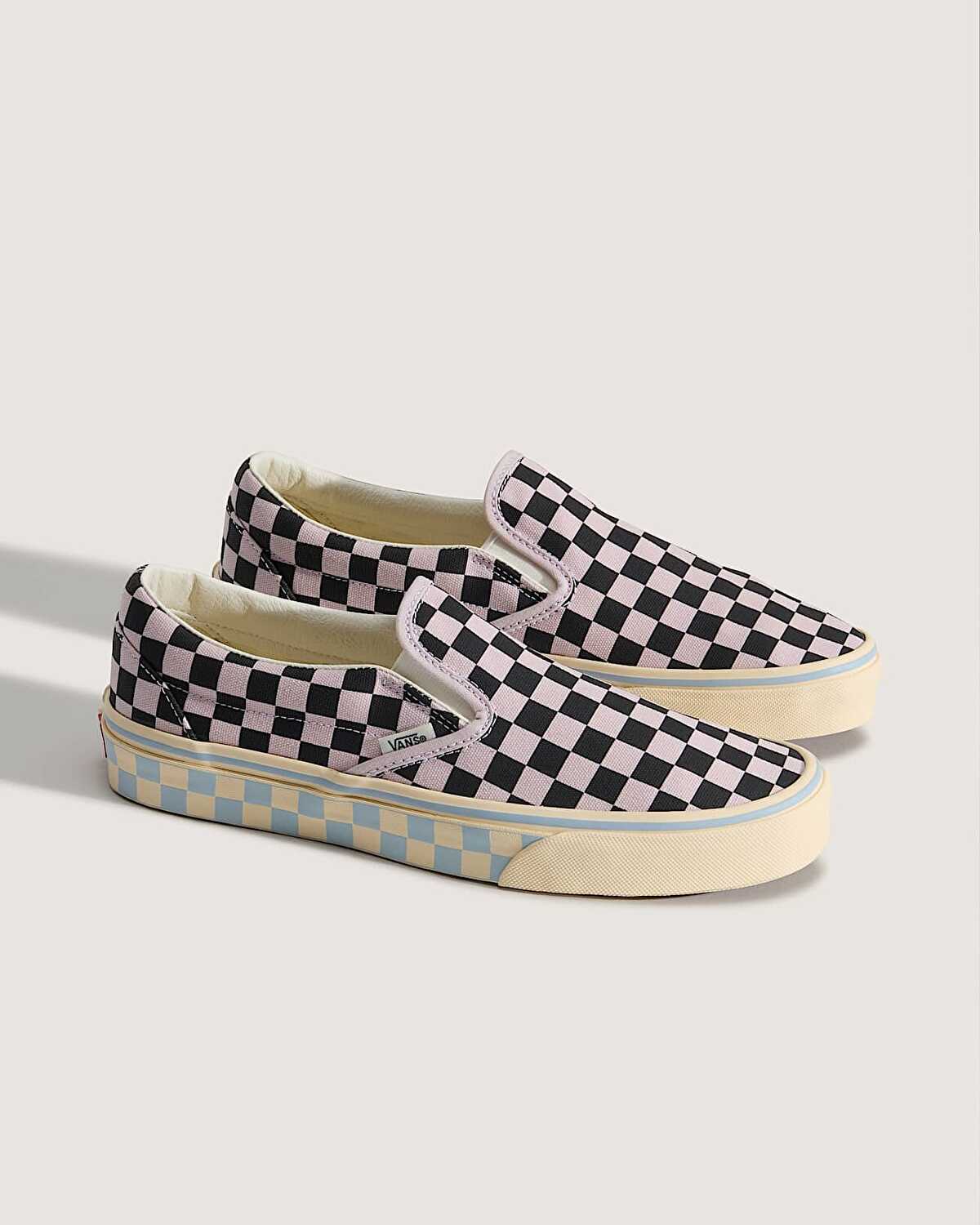 CLASSIC SLIP-ON AYAKKABI