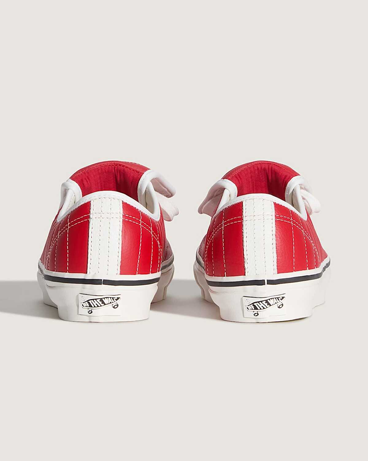 PREMIUM AUTHENTIC 44 EXT AYAKKABI