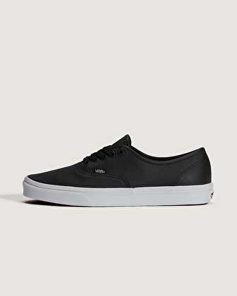 AUTHENTIC AYAKKABI Black/True White