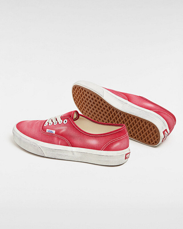 AUTHENTIC AYAKKABI Red