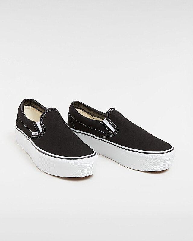 CLASSIC SLIP-ON STACKFORM AYAKKABI Black/True White