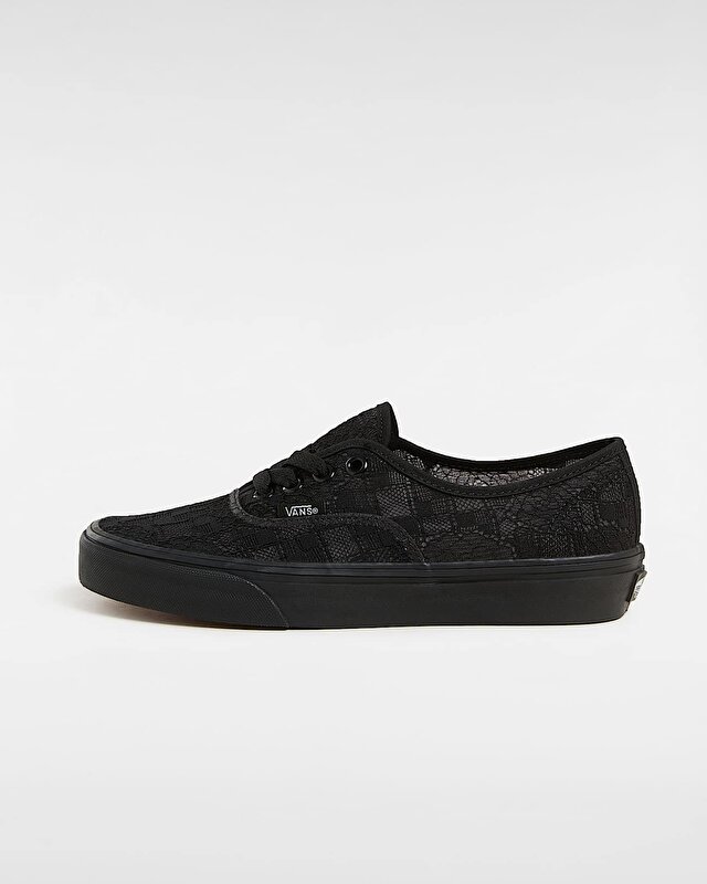 AUTHENTIC AYAKKABI Black