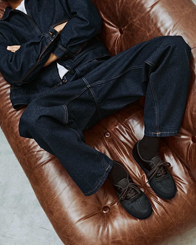 AUTHENTIC AYAKKABI Faded Black