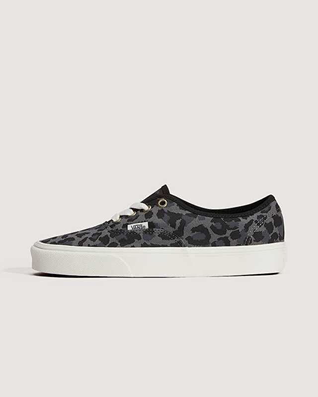 AUTHENTIC AYAKKABI Black/Pewter