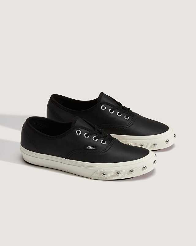 AUTHENTIC AYAKKABI Black
